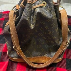 Authentic Vintage Louis Vuitton Classic Noe Monogram Shoulder Bag Offers Welcome